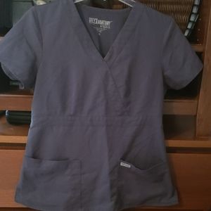 Grays Anatomy scrub top medium